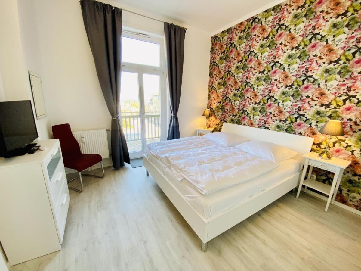 Berringer, Barsch, Direkt An Der Promenade Apartment Rostock Exterior photo